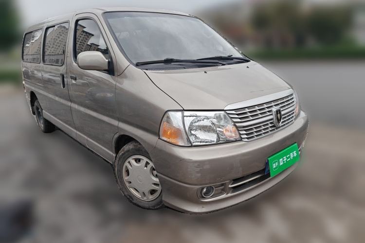 Used Jinbei Express 2017 2.0L Comfort Version V19 Front Right 45 Deg