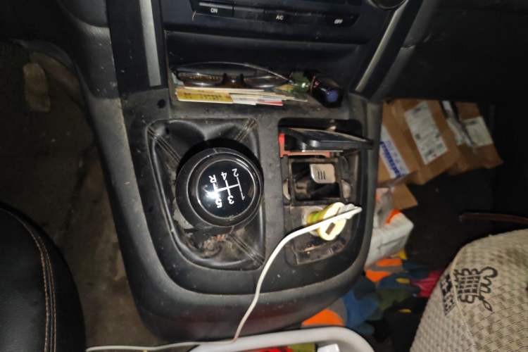 Used Jinbei Express 2017 2.0L Standard Version V19 Gear Lever