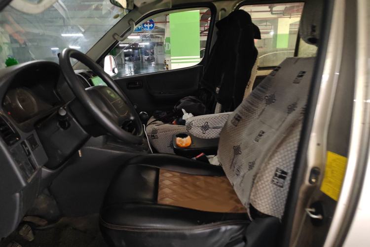 Used Jinbei Express 2017 2.0L Standard Version V19 Left Front Seat