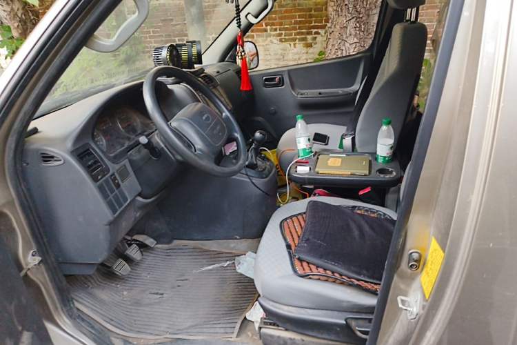 Used Jinbei Express 2017 2.0L Standard Version V19 Left Front Seat