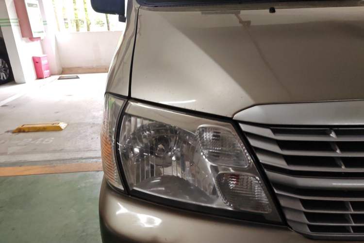 Used Jinbei Express 2017 2.0L Standard Version V19 Right Front Headlight
