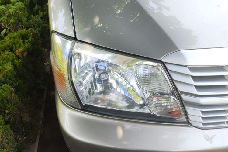 Used Jinbei Express 2017 2.0L Standard Version V19 Right Front Headlight