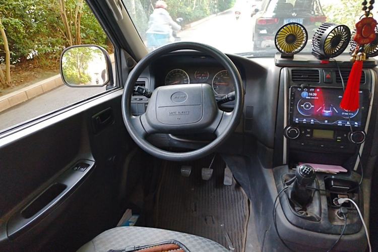 Used Jinbei Express 2017 2.0L Standard Version V19 Steering Wheel