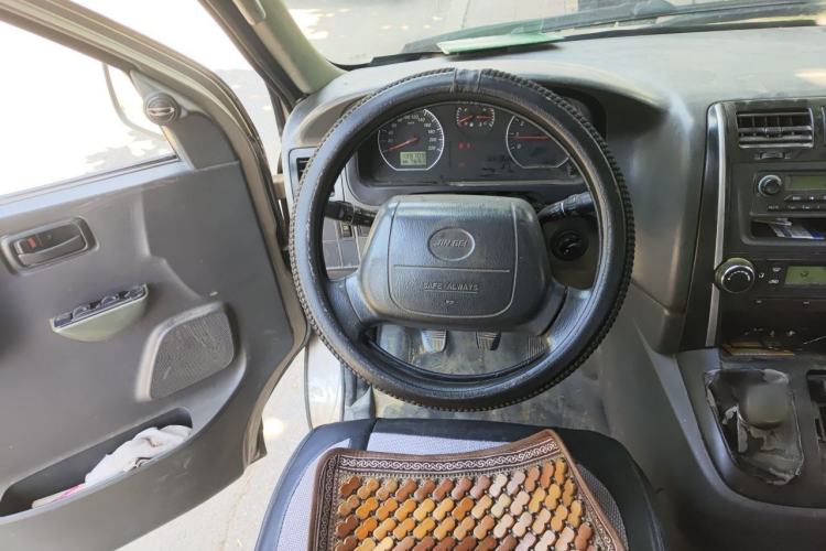 Used Jinbei Express 2017 2.0L Standard Version V19 Steering Wheel