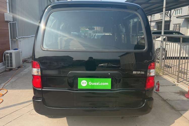 Used Jinbei Express 2018 2.0L Standard Version V19 Rear