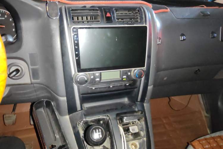 Used Jinbei Express 2018 2.0L Standard Version V19 Audio And AC Panel