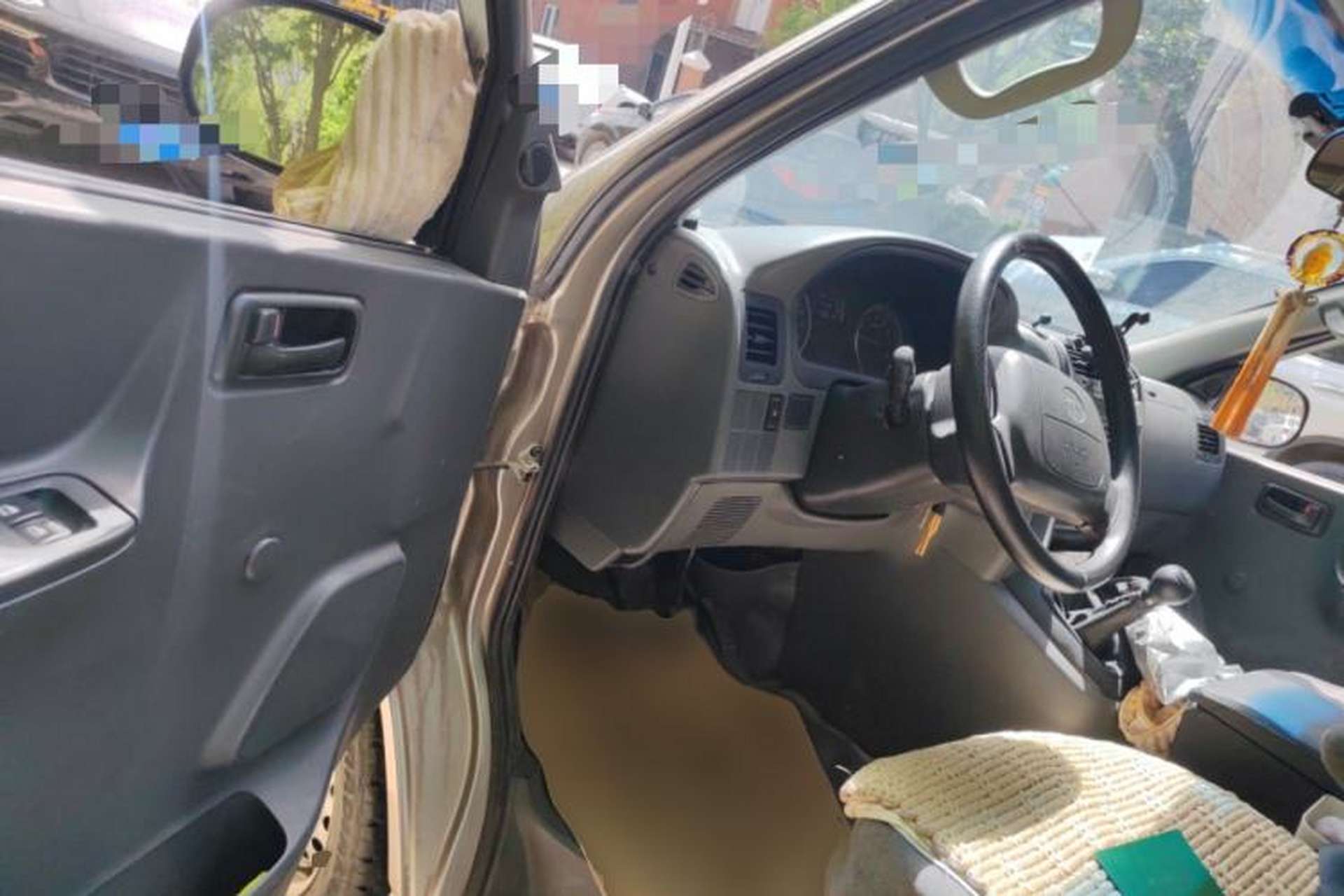 Used Jinbei Express 2018 2.0L Standard Version V19 Driver Seat