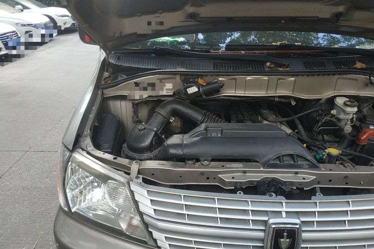 Used Jinbei Express 2018 2.0L Standard Version V19 Engine Bay Right