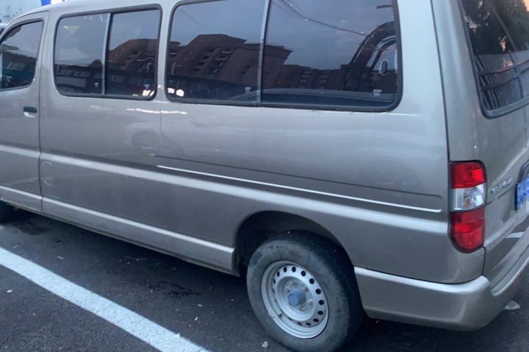 Used Jinbei Express 2018 2.0L Standard Version V19 Exterior 6