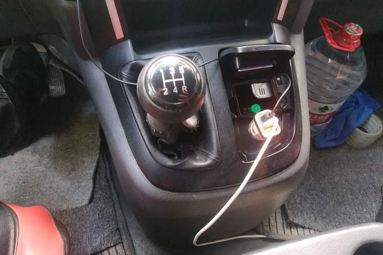 Used Jinbei Express 2018 2.0L Standard Version V19 Gear Lever
