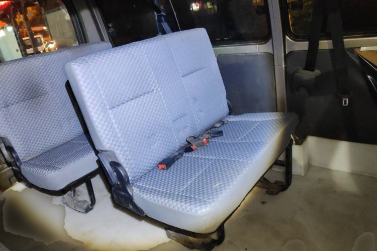 Used Jinbei Express 2018 2.0L Standard Version V19 Left Rear Seat