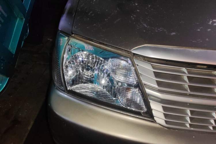 Used Jinbei Express 2018 2.0L Standard Version V19 Right Front Headlight