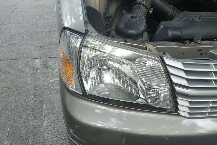Used Jinbei Express 2018 2.0L Standard Version V19 Right Front Headlight