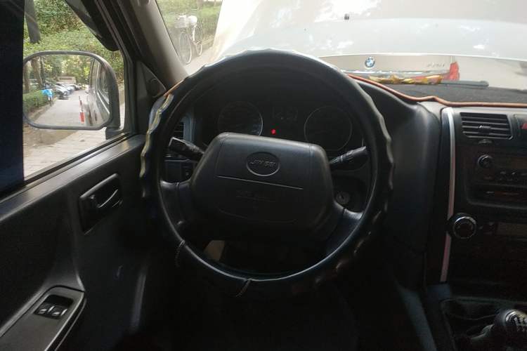 Used Jinbei Express 2018 2.0L Standard Version V19 Steering Wheel