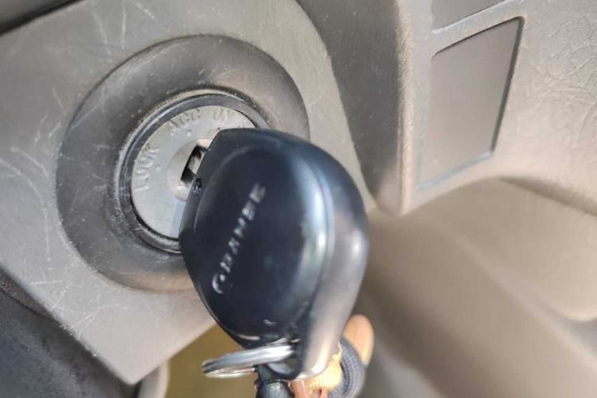 Used Jinbei Express 2018 2.0L Standard Version V19 Vehicle Key