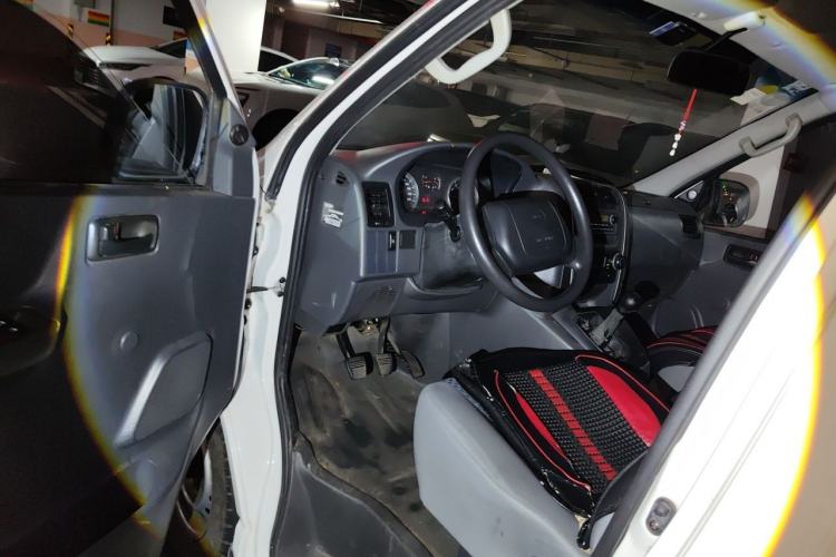 Used Jinbei Express 2018 2.0L Comfort Version V19 Driver Seat