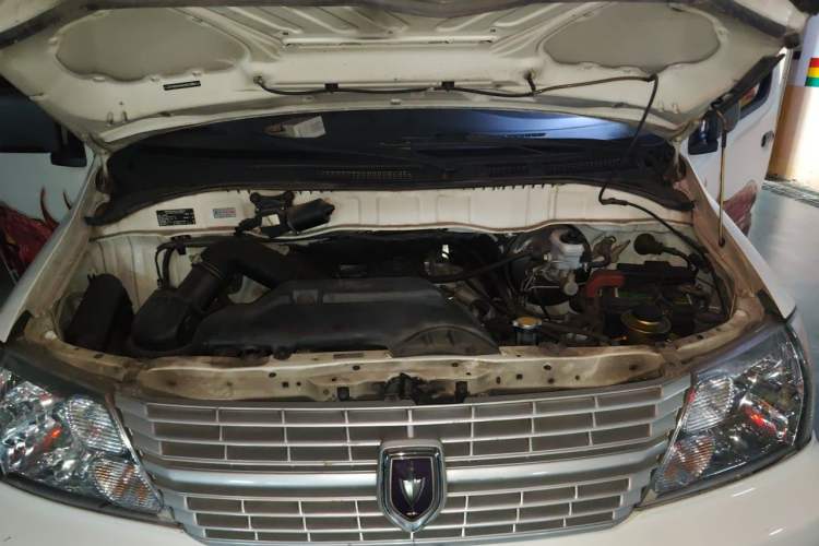 Used Jinbei Express 2018 2.0L Comfort Version V19 Engine Bay