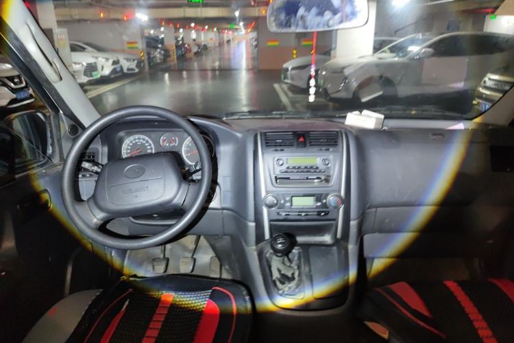 Used Jinbei Express 2018 2.0L Comfort Version V19 Steering Wheel