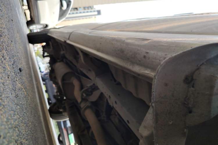 Used Jinbei Express 2018 2.0L Comfort Version V19 Chassis Front Right