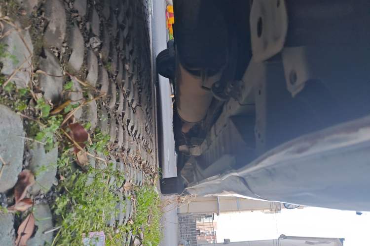 Used Jinbei Express 2018 2.0L Standard Version V19 Chassis Rear Right