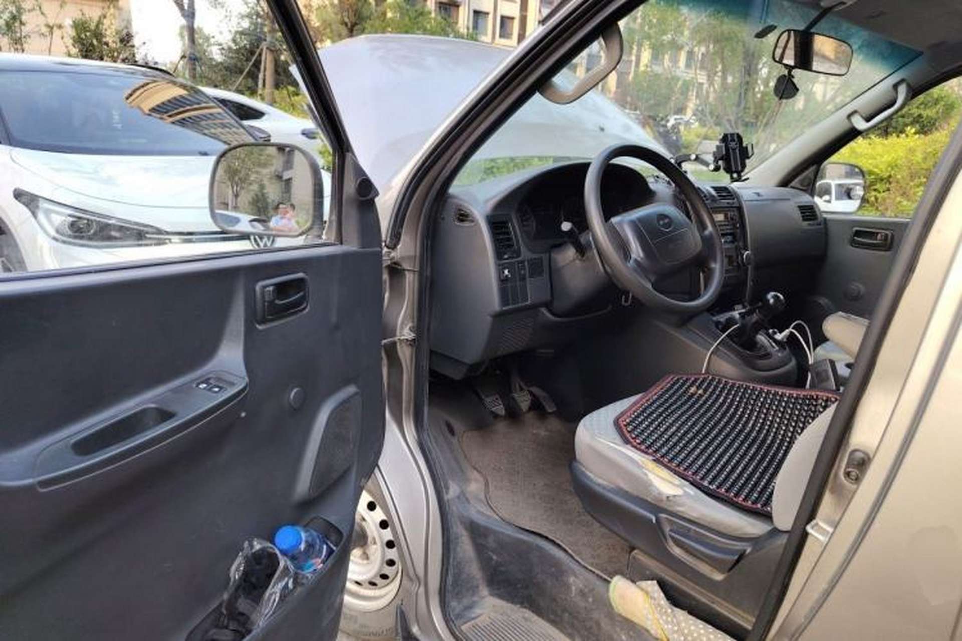 Used Jinbei Express 2018 2.0L Comfort Version V19 Driver Seat
