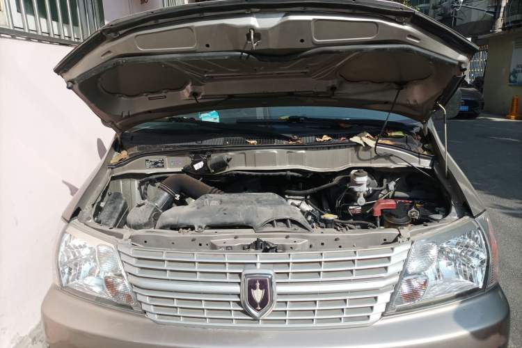 Used Jinbei Express 2018 2.0L Standard Version V19 Engine Bay