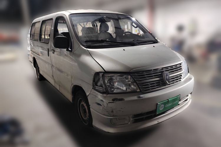 Used Jinbei Express 2018 2.0L Standard Version V19 Front Right 45 Deg