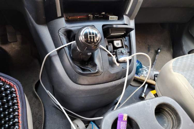 Used Jinbei Express 2018 2.0L Comfort Version V19 Gear Lever
