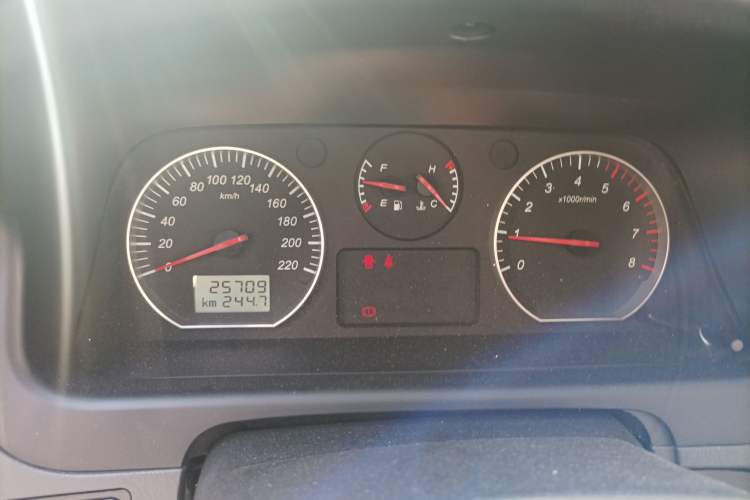 Used Jinbei Express 2018 2.0L Standard Version V19 Instrument Cluster
