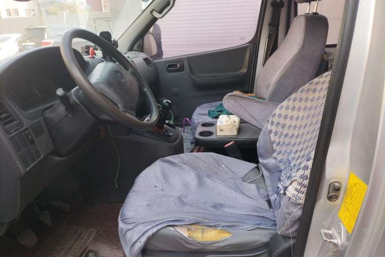 Used Jinbei Express 2018 2.0L Standard Version V19 Left Front Seat