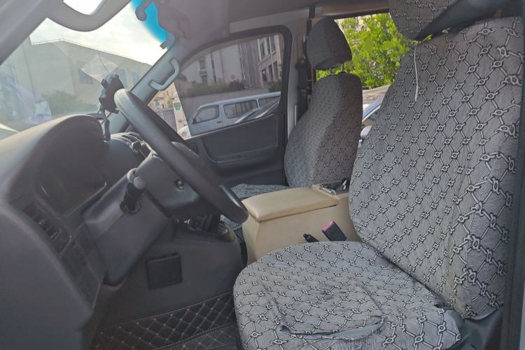 Used Jinbei Express 2018 2.0L Standard Version V19 Left Front Seat