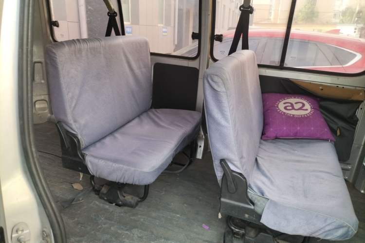 Used Jinbei Express 2018 2.0L Standard Version V19 Left Rear Seat