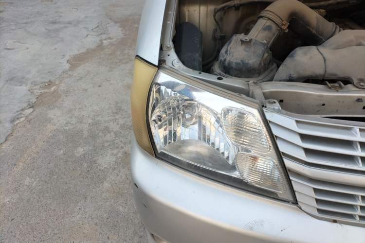 Used Jinbei Express 2018 2.0L Standard Version V19 Right Front Headlight