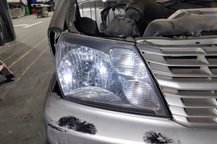 Used Jinbei Express 2018 2.0L Standard Version V19 Right Front Headlight