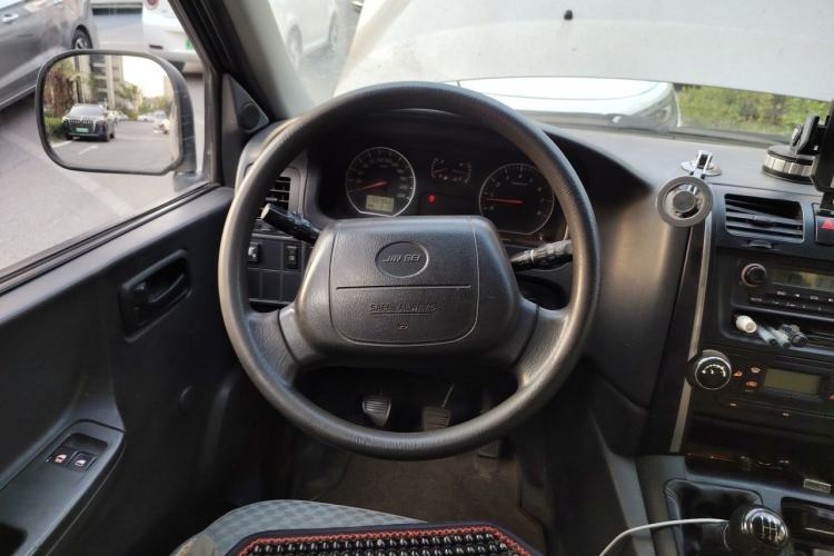Used Jinbei Express 2018 2.0L Comfort Version V19 Steering Wheel