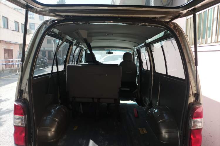 Used Jinbei Express 2018 2.0L Standard Version V19 Trunk