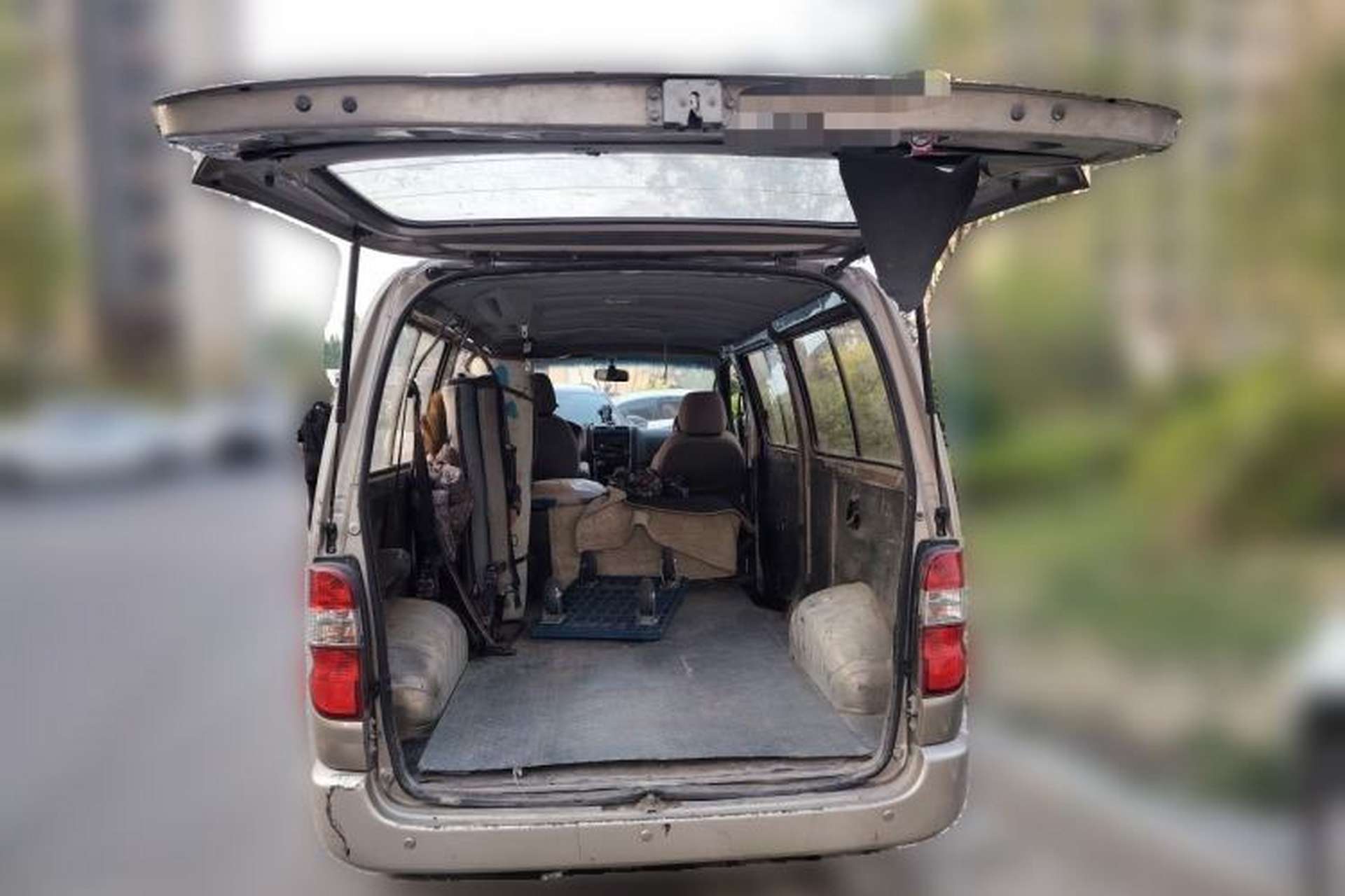 Used Jinbei Express 2018 2.0L Comfort Version V19 Trunk