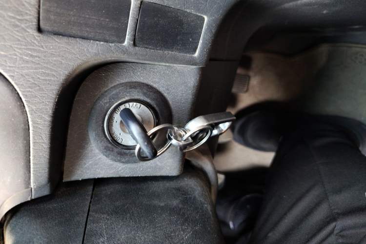 Used Jinbei Express 2018 2.0L Comfort Version V19 Vehicle Key