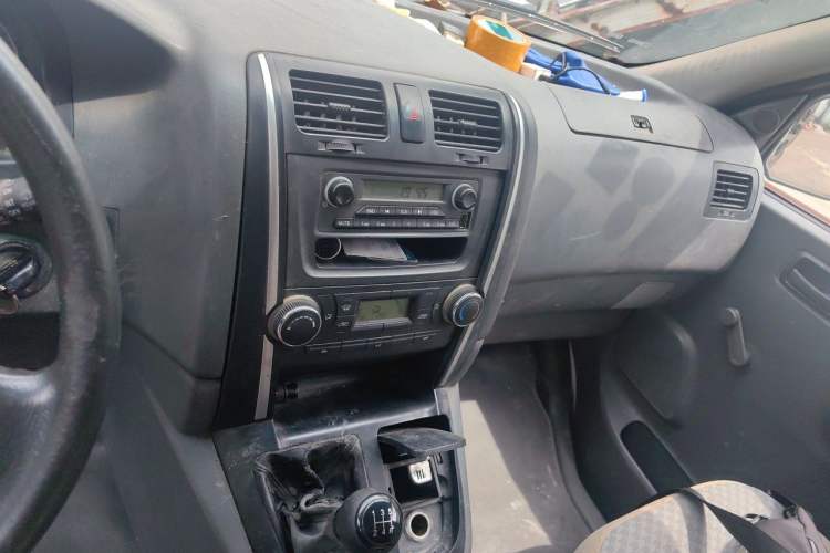 Used Jinbei Express 2018 2.0L Standard Version V19 Audio And AC Panel
