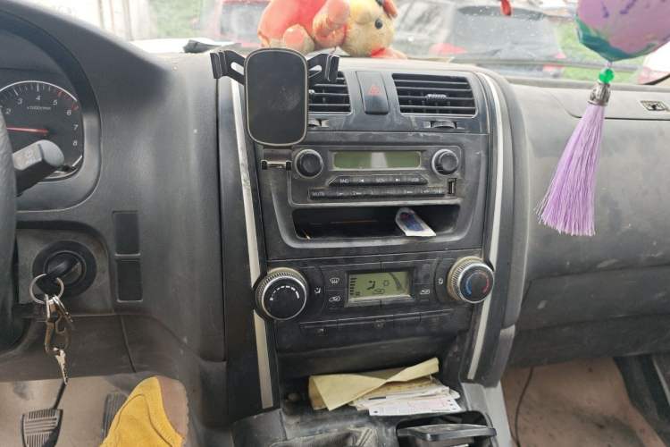 Used Jinbei Express 2018 2.0L Standard Version V19 Audio And AC Panel