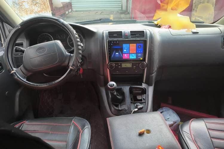 Used Jinbei Express 2018 2.0L Standard Version V19 Center Console