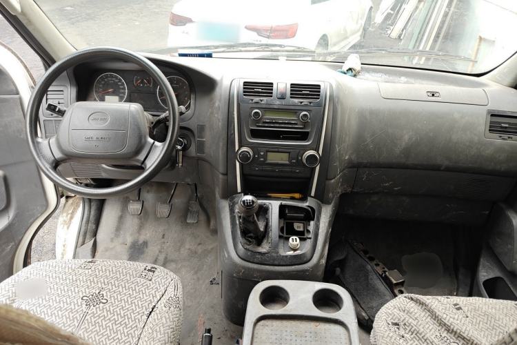 Used Jinbei Express 2018 2.0L Standard Version V19 Center Console