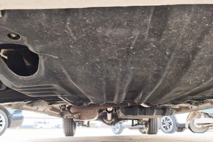 Used Jinbei Express 2018 2.0L Standard Version V19 Chassis Front