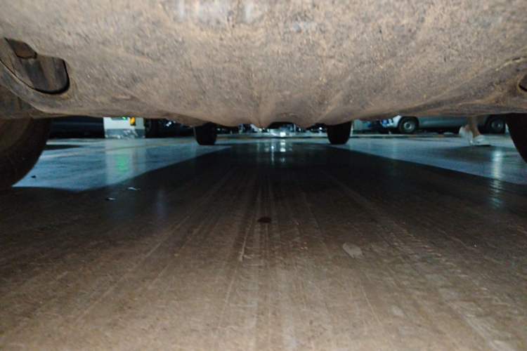 Used Jinbei Express 2018 2.0L Standard Version V19 Chassis Front