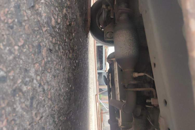 Used Jinbei Express 2018 2.0L Standard Version V19 Chassis Front Left