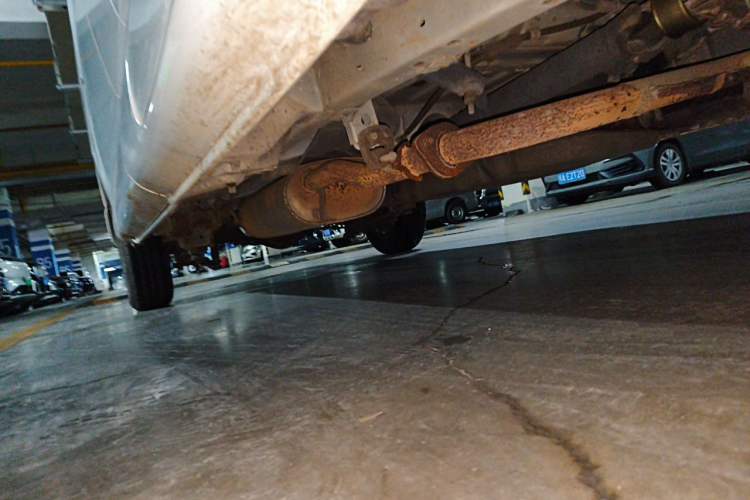 Used Jinbei Express 2018 2.0L Standard Version V19 Chassis Front Right