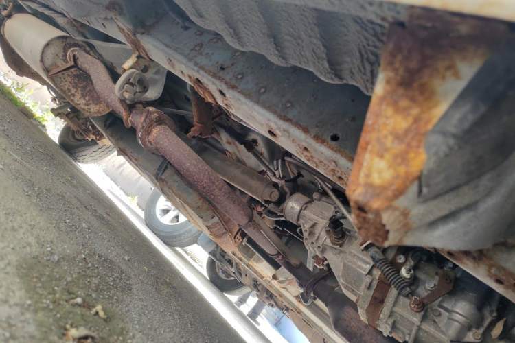 Used Jinbei Express 2018 2.0L Standard Version V19 Chassis Front Right