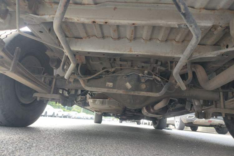 Used Jinbei Express 2018 2.0L Standard Version V19 Chassis Rear