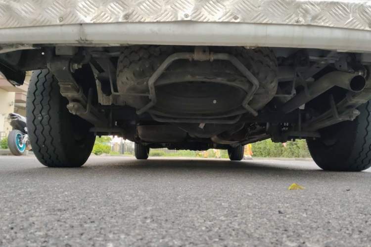 Used Jinbei Express 2018 2.0L Standard Version V19 Chassis Rear