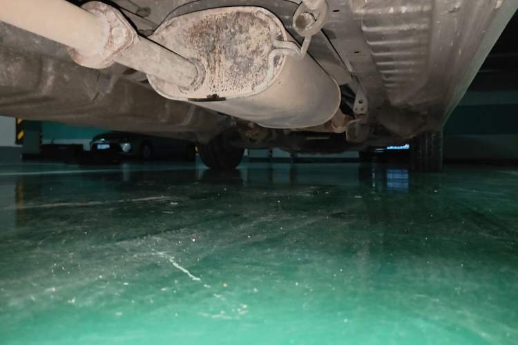 Used Jinbei Express 2018 2.0L Standard Version V19 Chassis Rear Right